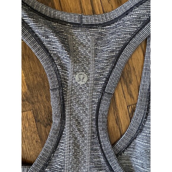 lululemon Swiftly Tech Racerback Tank Top Size 12 - Picture 3 of 5